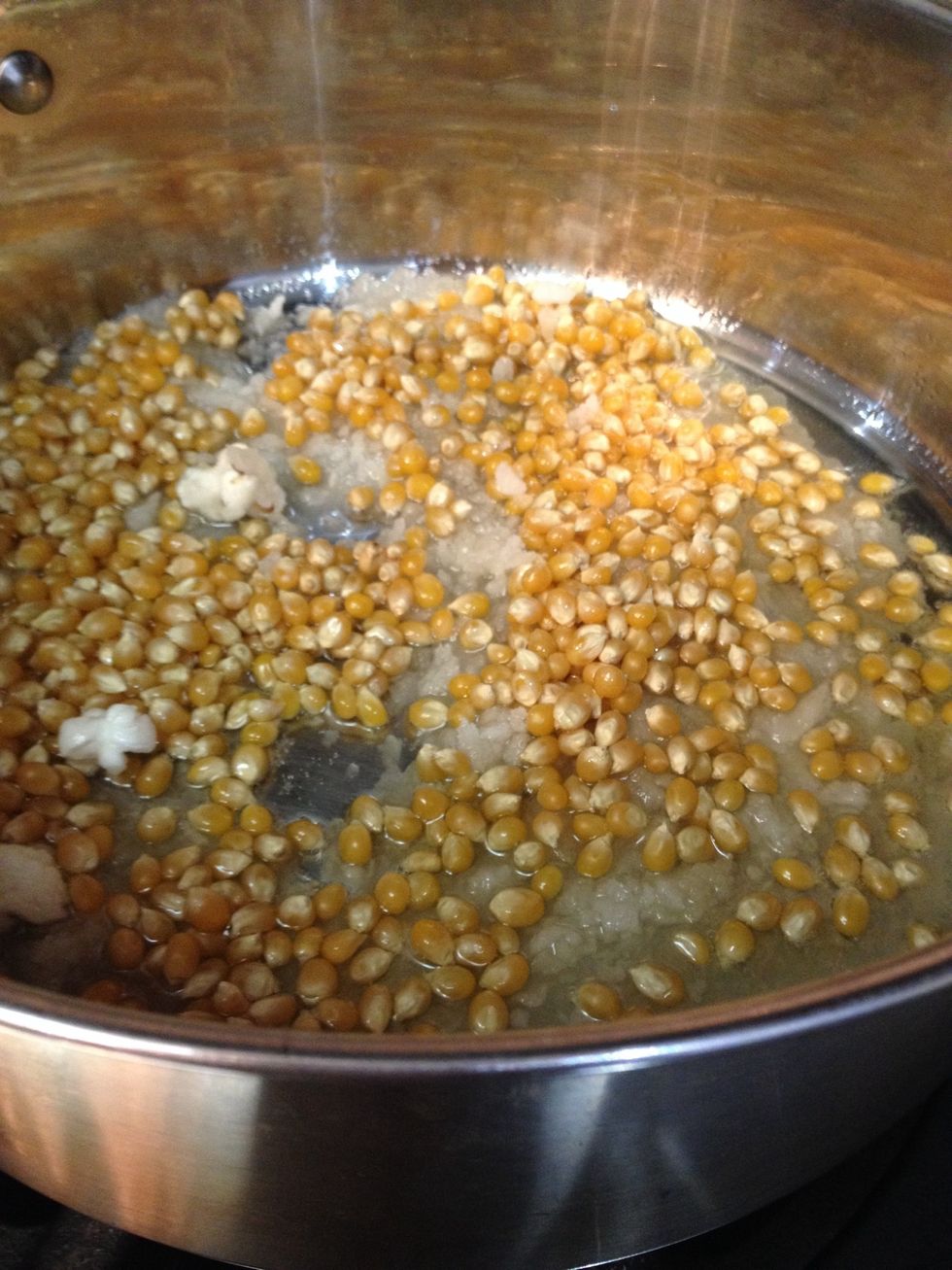 Add the rest of the kernels and stir.