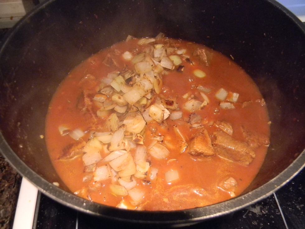 Add the roasted onions to the stew.