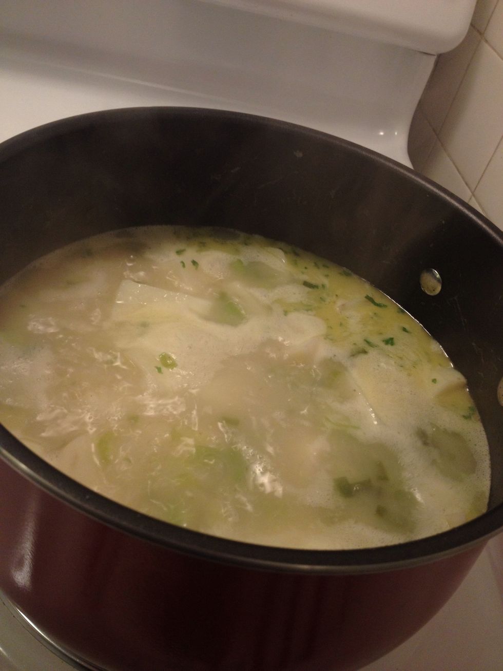 How to cook potato and celery soup B+C Guides
