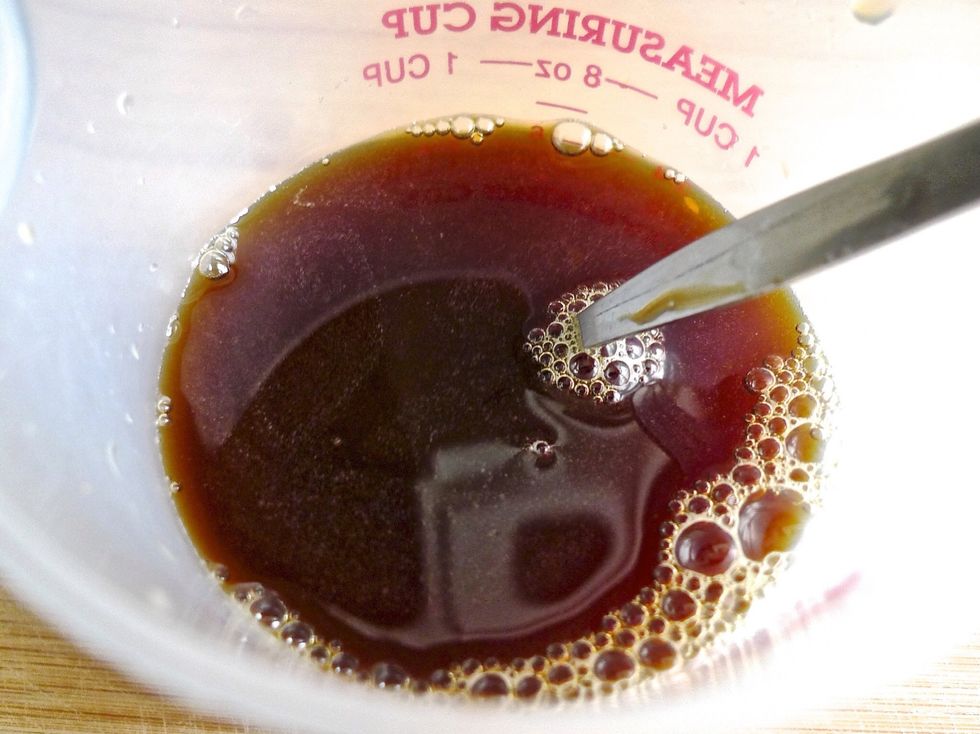 Add the sauce ingredients: Marmite, honey, maltose soy sauce, pepper and chicken granules with HOT water in a small dish. Mix well and set aside.