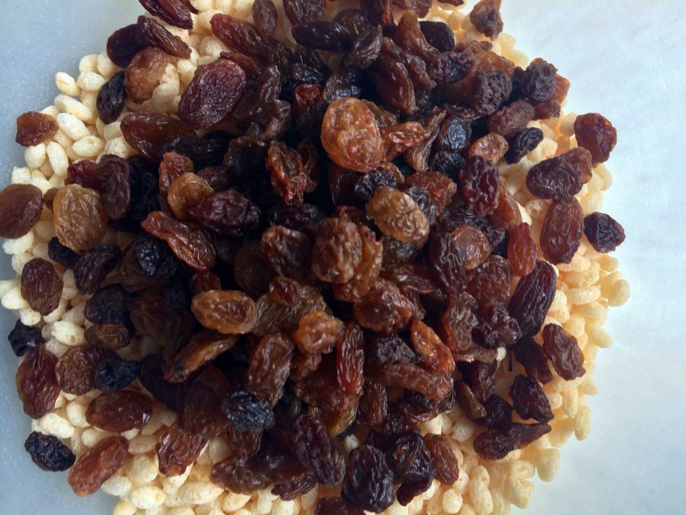 Add the sultanas.