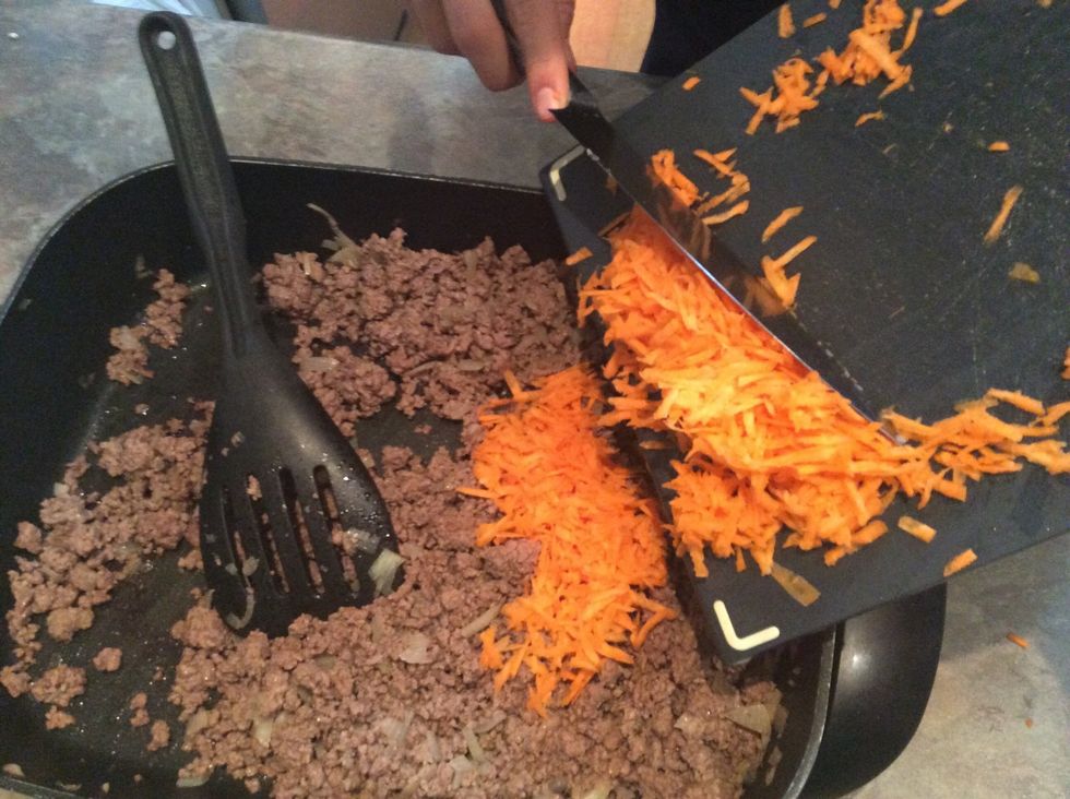 Add to cooked mince and onion.
