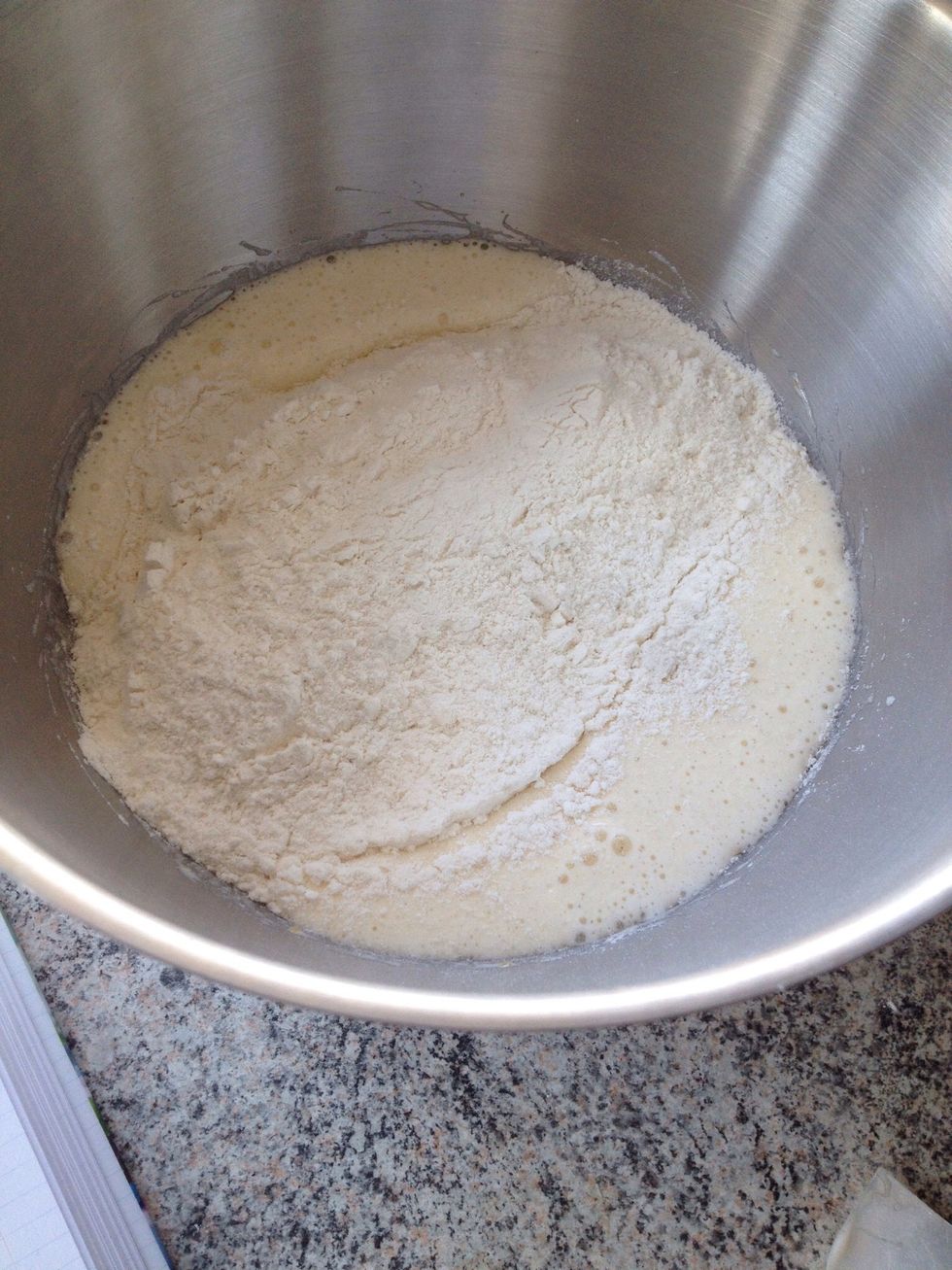 Add to the eggs and vanilla