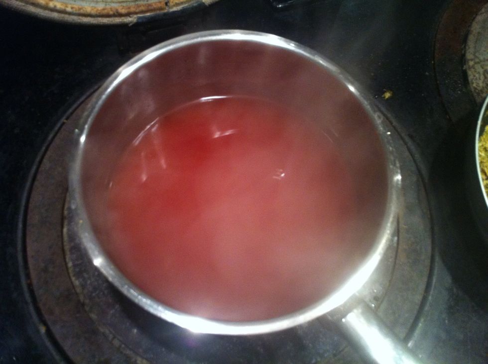 Add turmeric to the boiling water 1 teaspoon and salt
