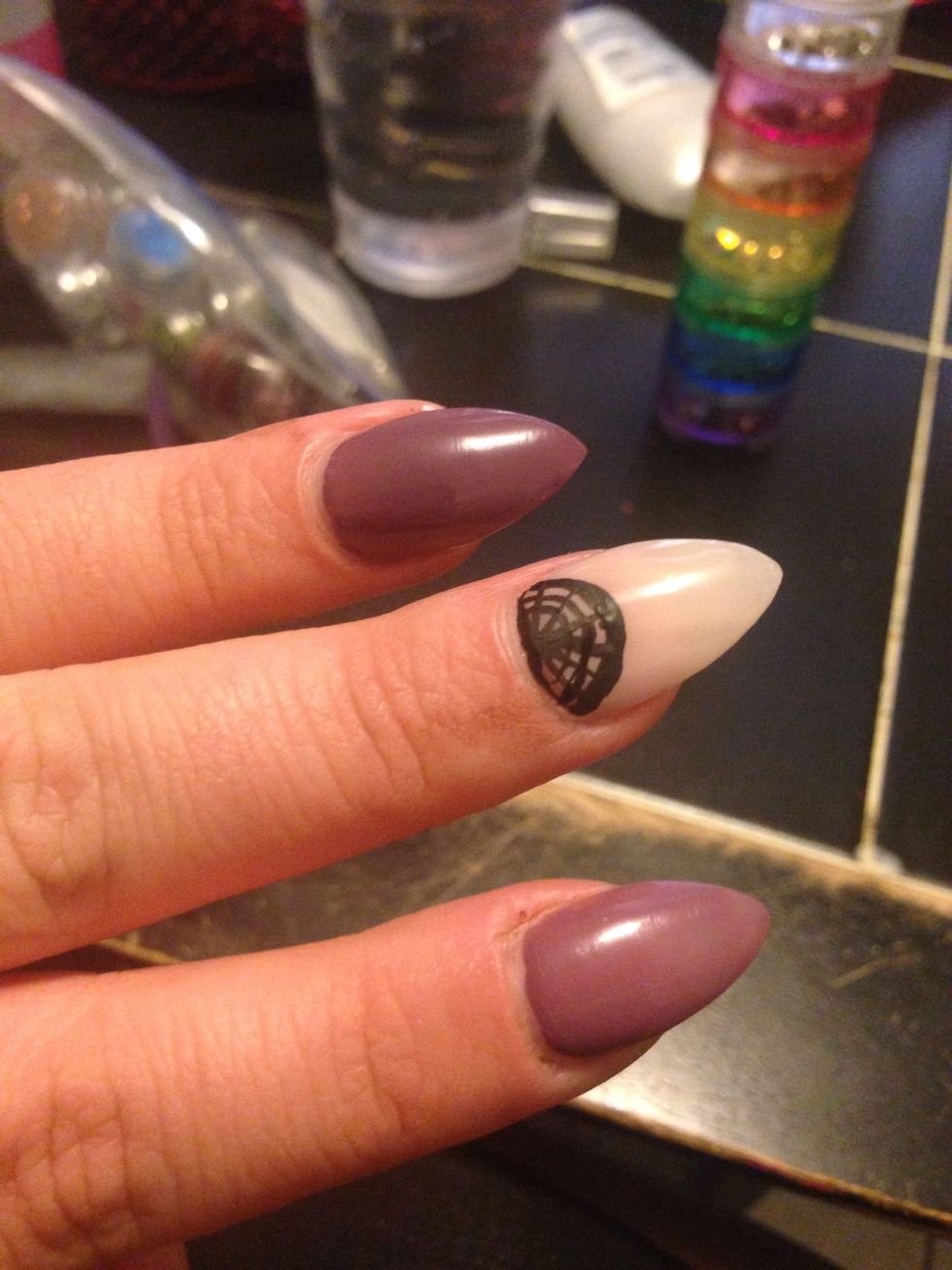 Add two half circles connecting the lines. This gives a weave effect.