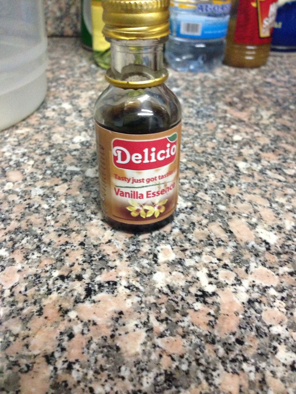 Add vanilla essence