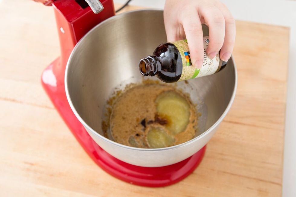 Add vanilla extract.