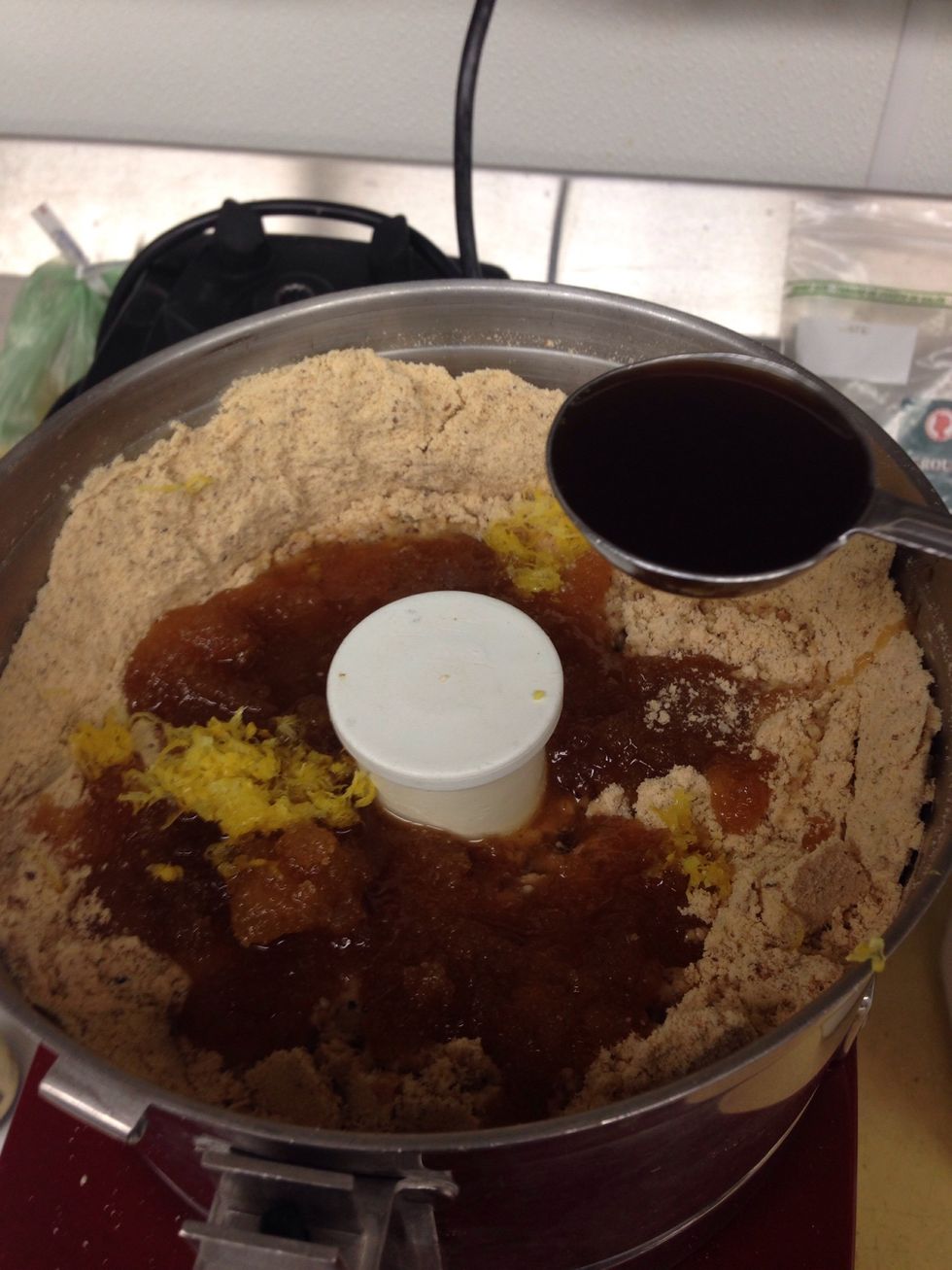 Add vanilla extract.