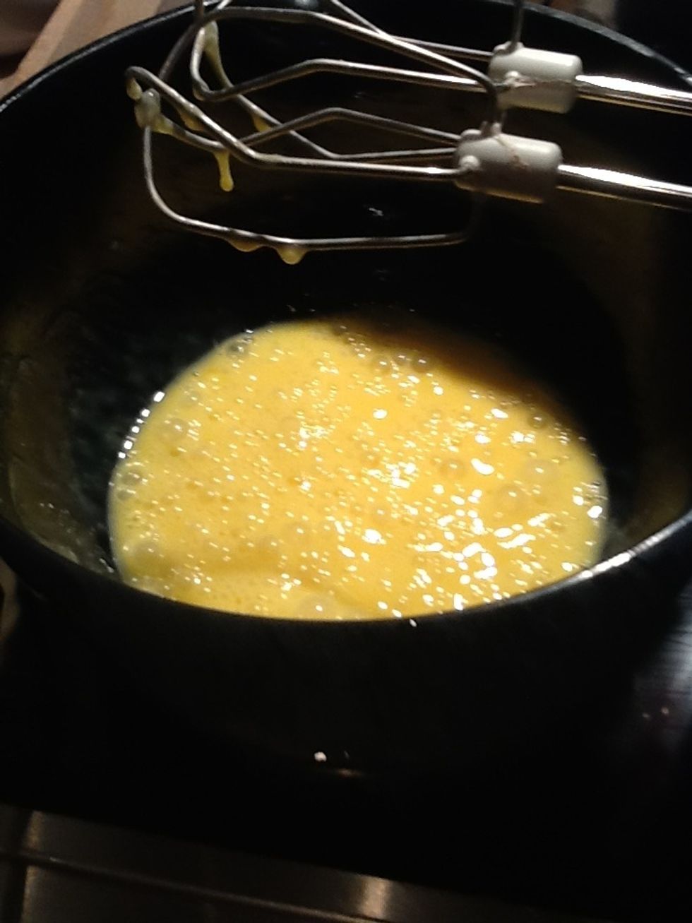 Add vanilla sugar and icing sugar\ud83c\udf5a