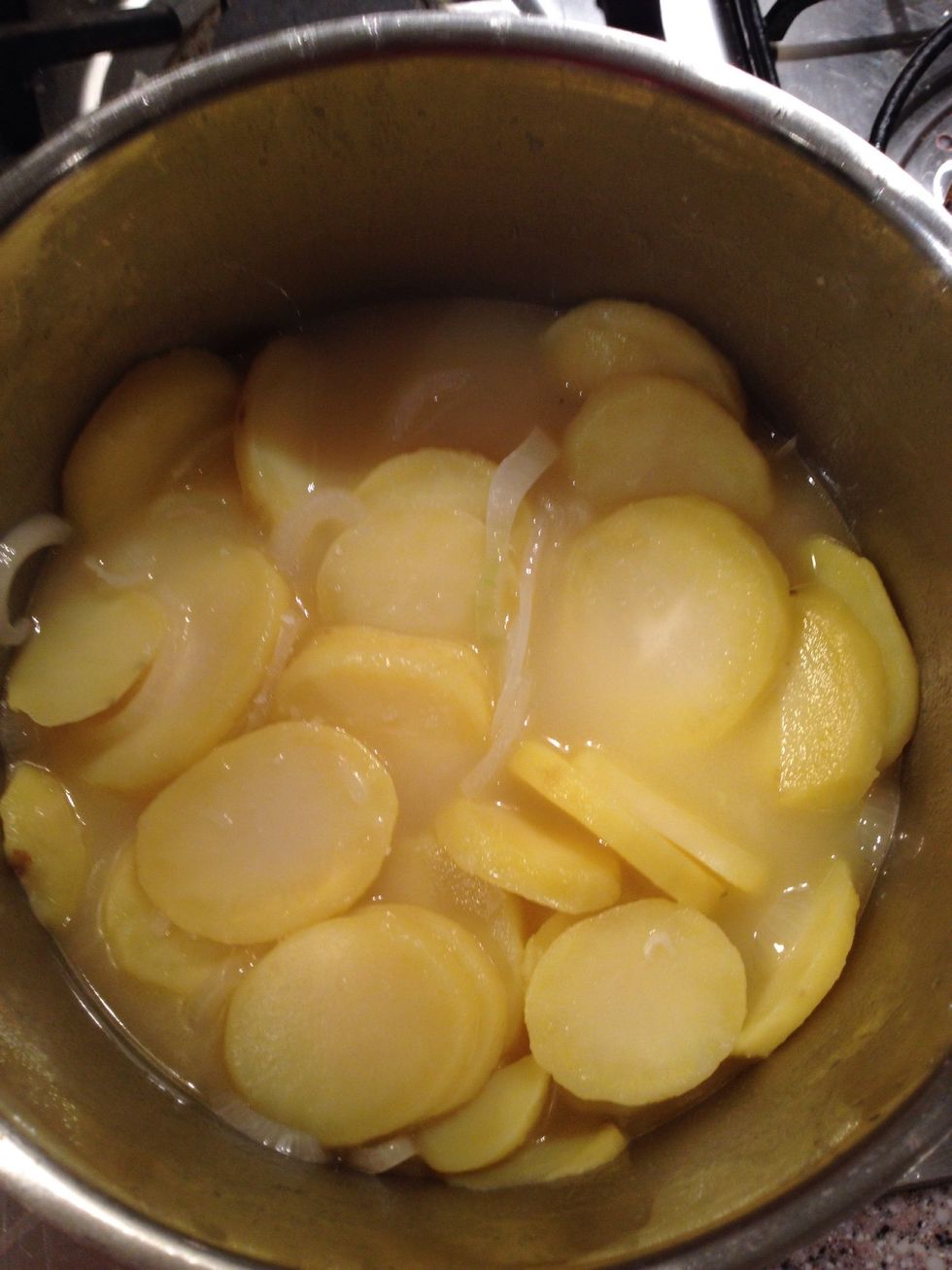 Add water and vinegar. Add sugar and salt to your taste.