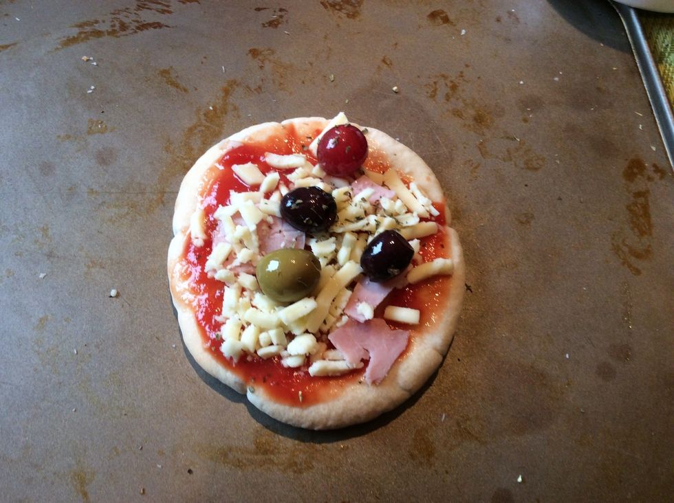 Add your choice of yummy toppings!\ud83d\ude1b