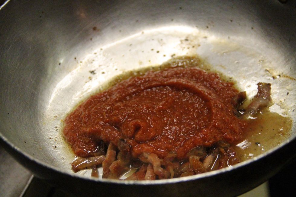 Add your fresh or canned tomato sauce ( check guide for fresh tomato sauce)