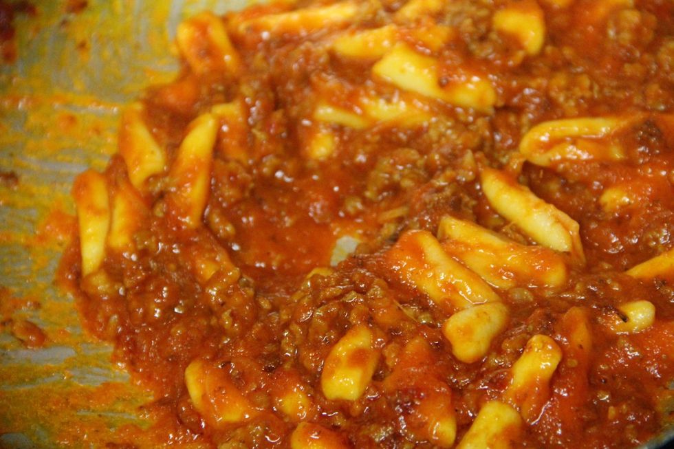 Add your gnocchi which have been cooked in boiling salted water for 2/3 minutes. Wait for them to float.