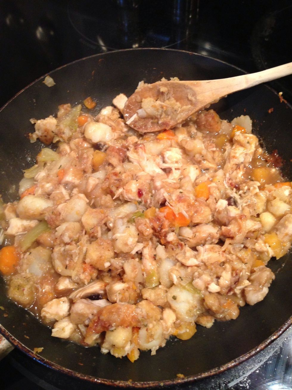 Add your gravy and this is what you get! Let everything warm up and your ready to eat!