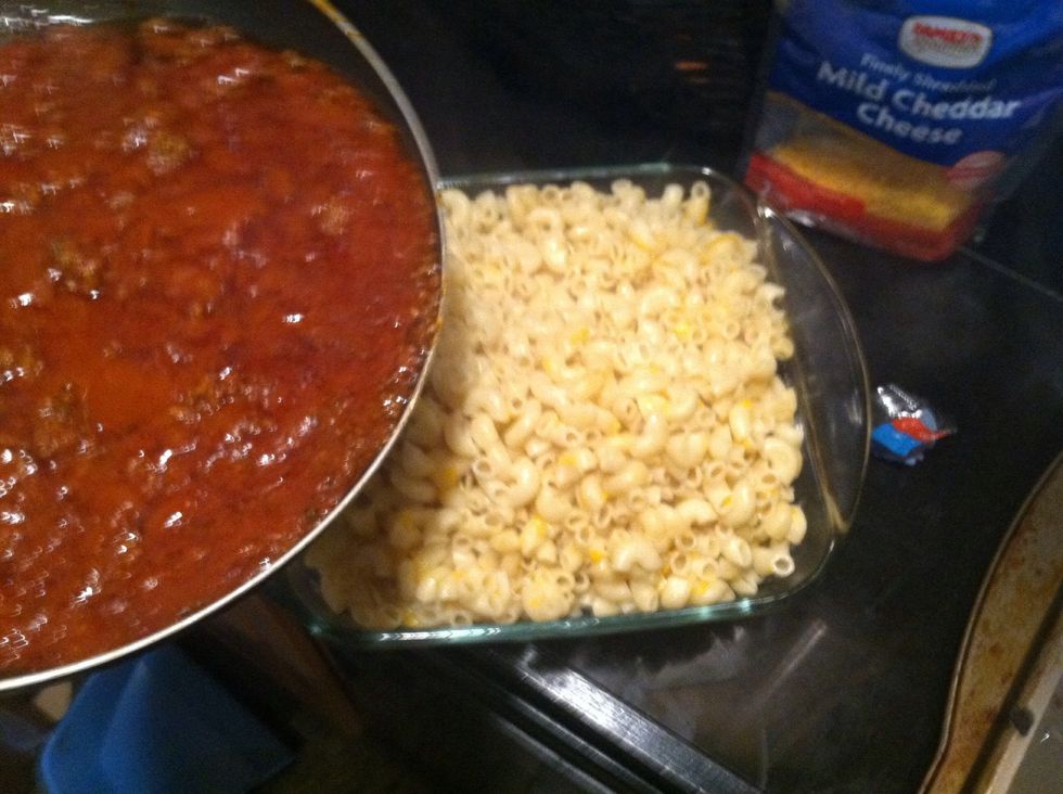 Add your sauce and start mixing .