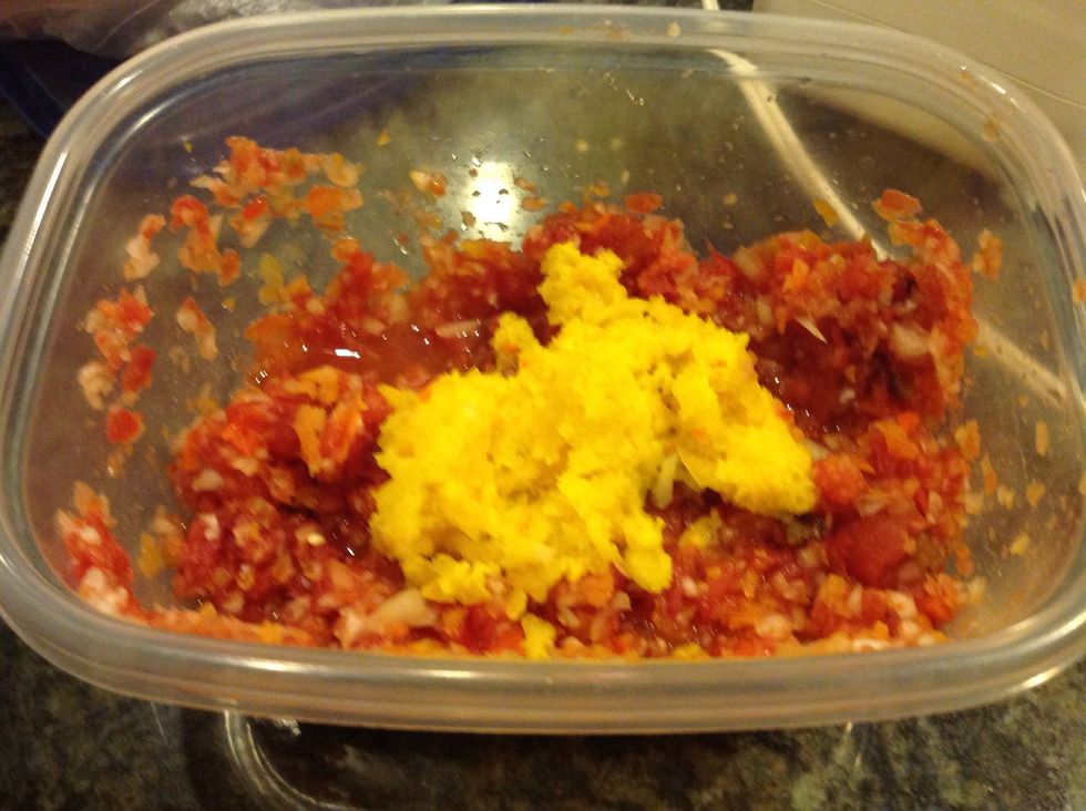 Add your second bell pepper.