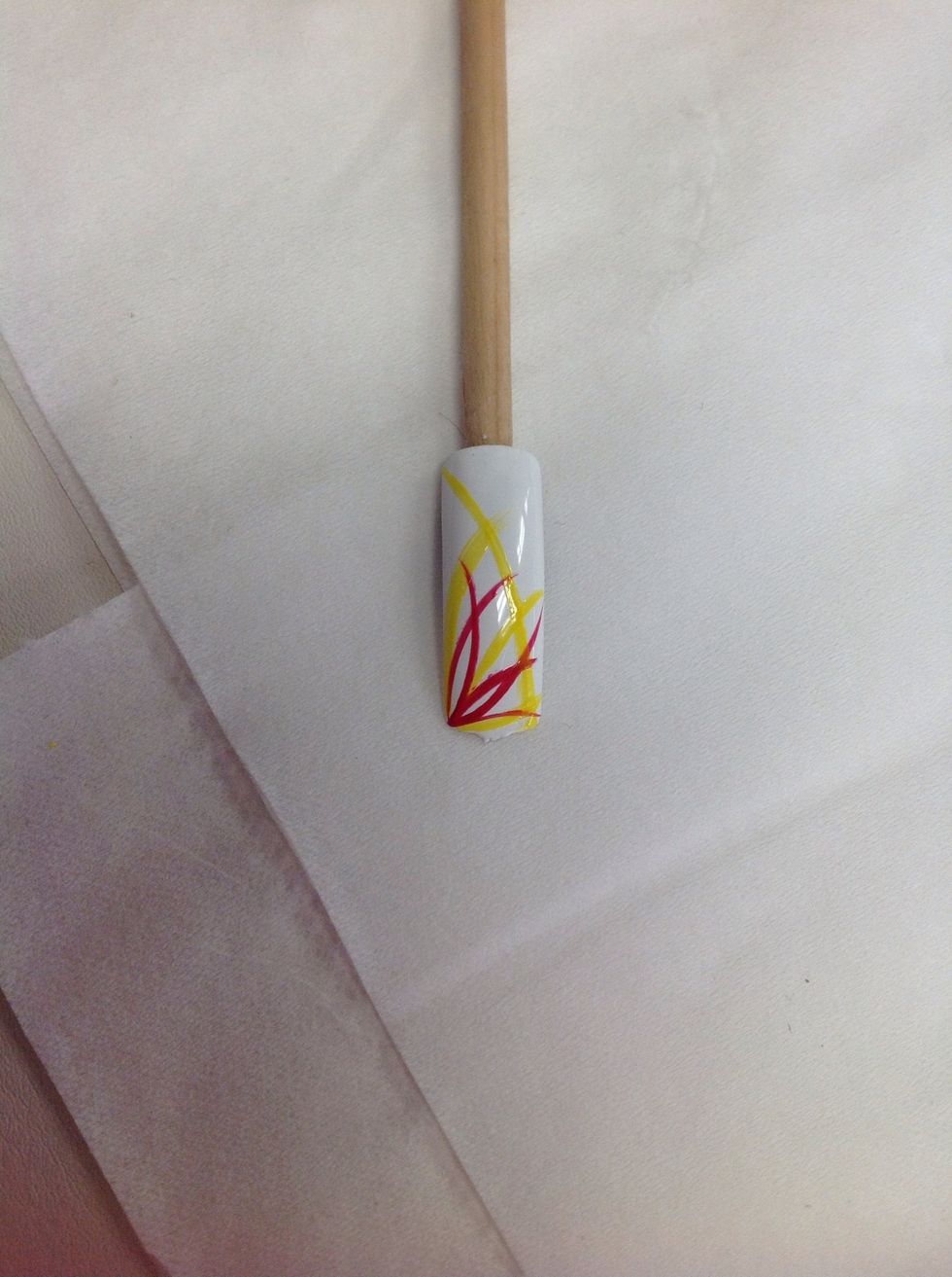 Added another yellow stripe using the yellow stripping polish.