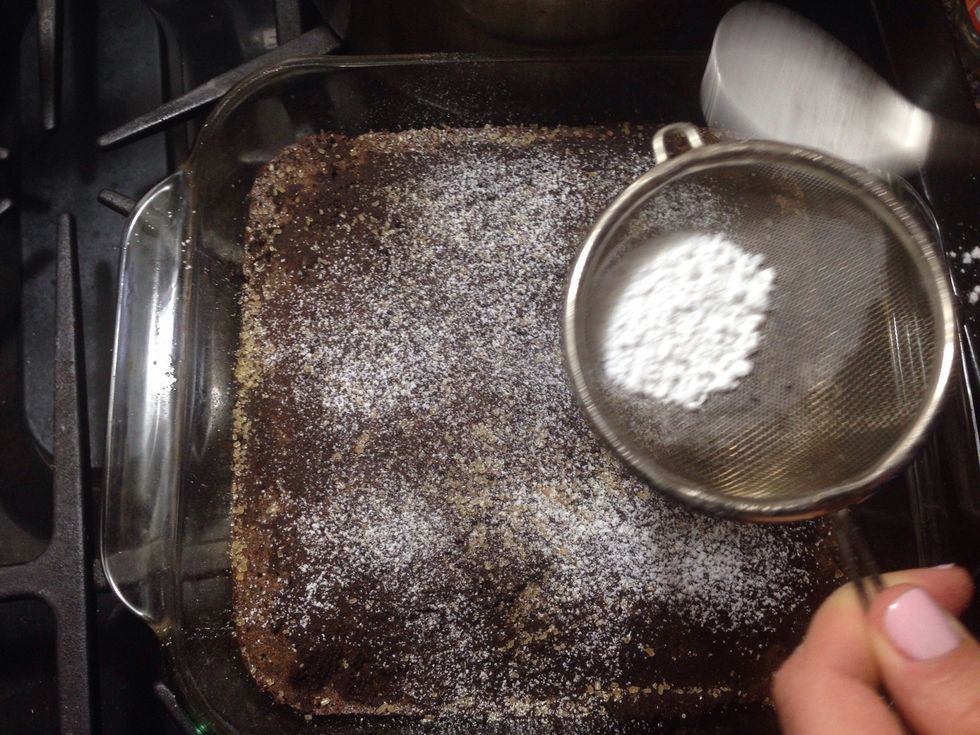 Adding icing sugar is Optional. But adds a nice sweetness on the top layer. Use a sifter to make your icing sugar well distributed.