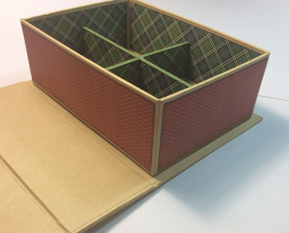 Adhere external mats set 1 in to position as shown on all four sides.