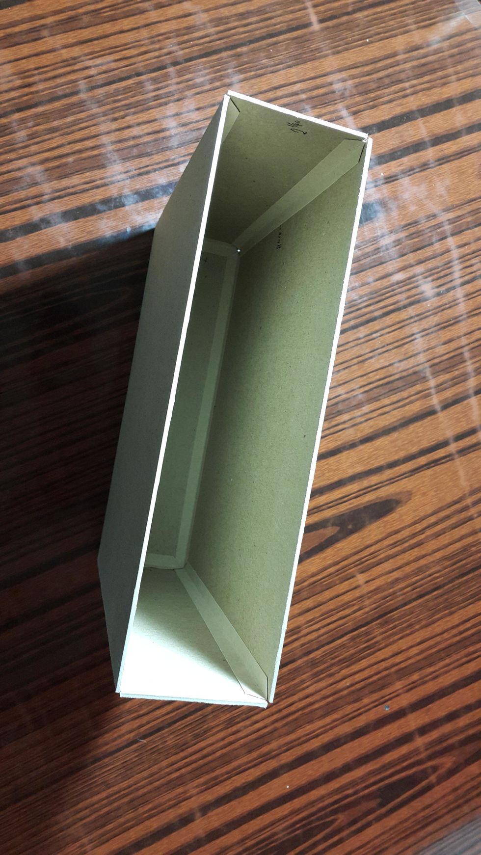 Adhere the chipboard pieces into shape