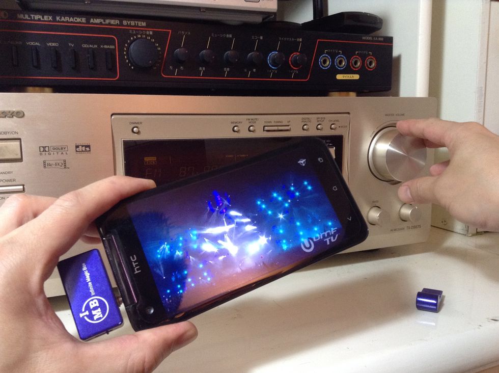 Adjust to get the desire volume on the home stereo to get the maximum transmission quality from the home stereo receiver or home entertainment center.