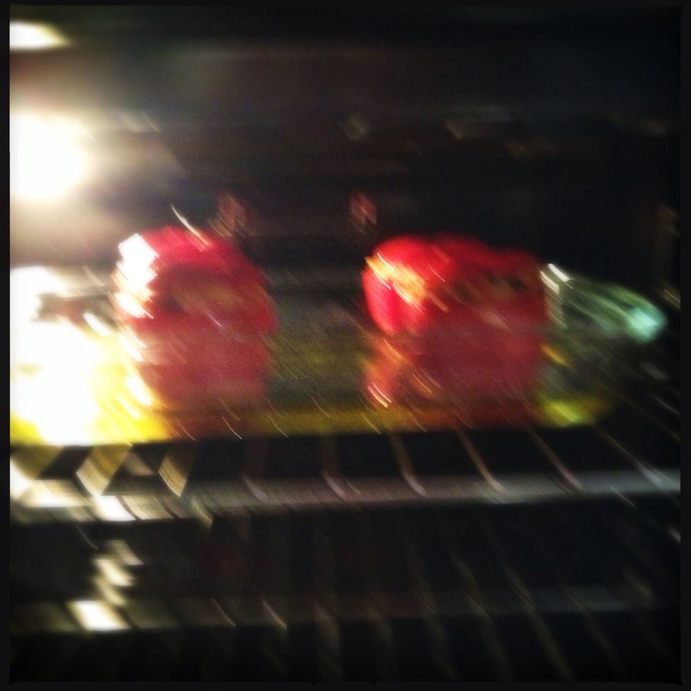 After 20 minutes I saw the caps were not realy ruffled yet, so I let them in for another 10 minutes. > You have to keep an eye on them in this time! <  (Oops crappy picture! :-D)