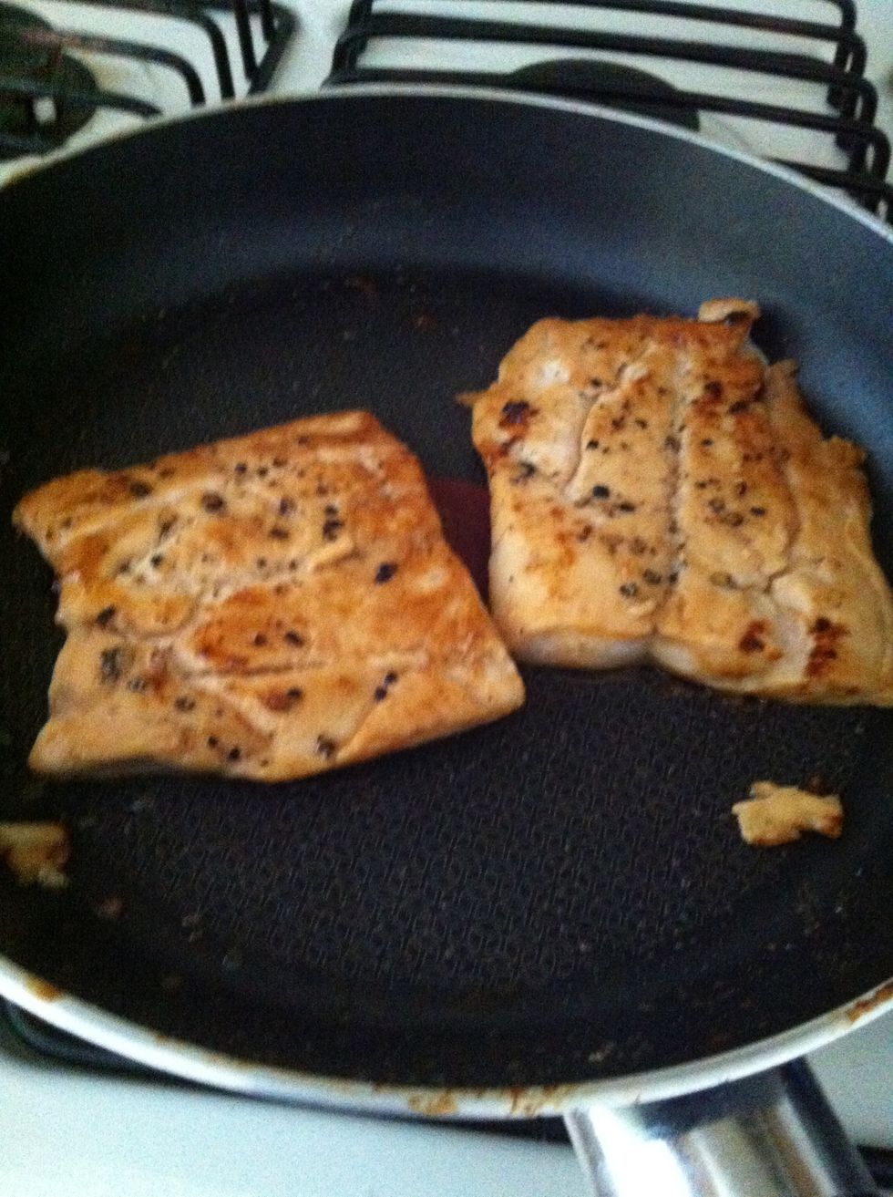 After 6 - 8 minutes flip them and they'll be ready in about 3-5 mins