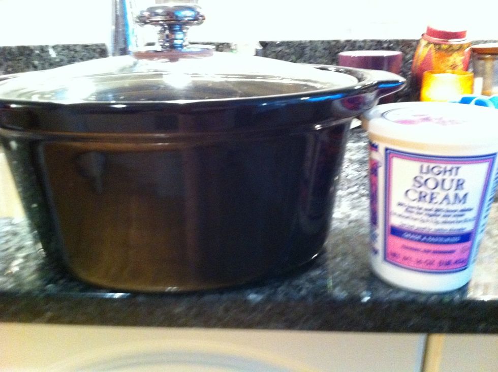 After 7 hours add 1/2 cup sour cream and mix.