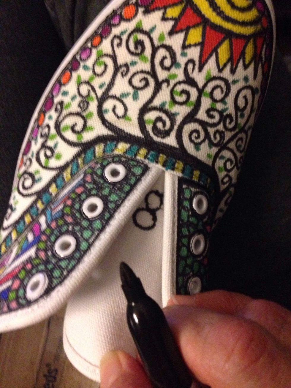 After adding colors all over the shoe tongues looked bare.