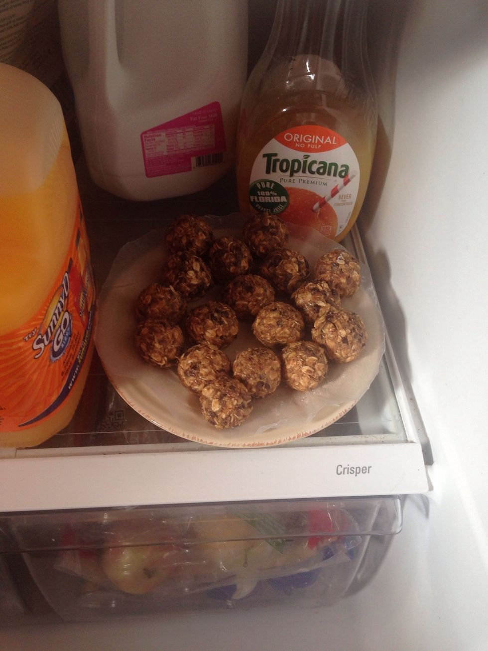 After all the balls are made, place them in the fridge to firm up.