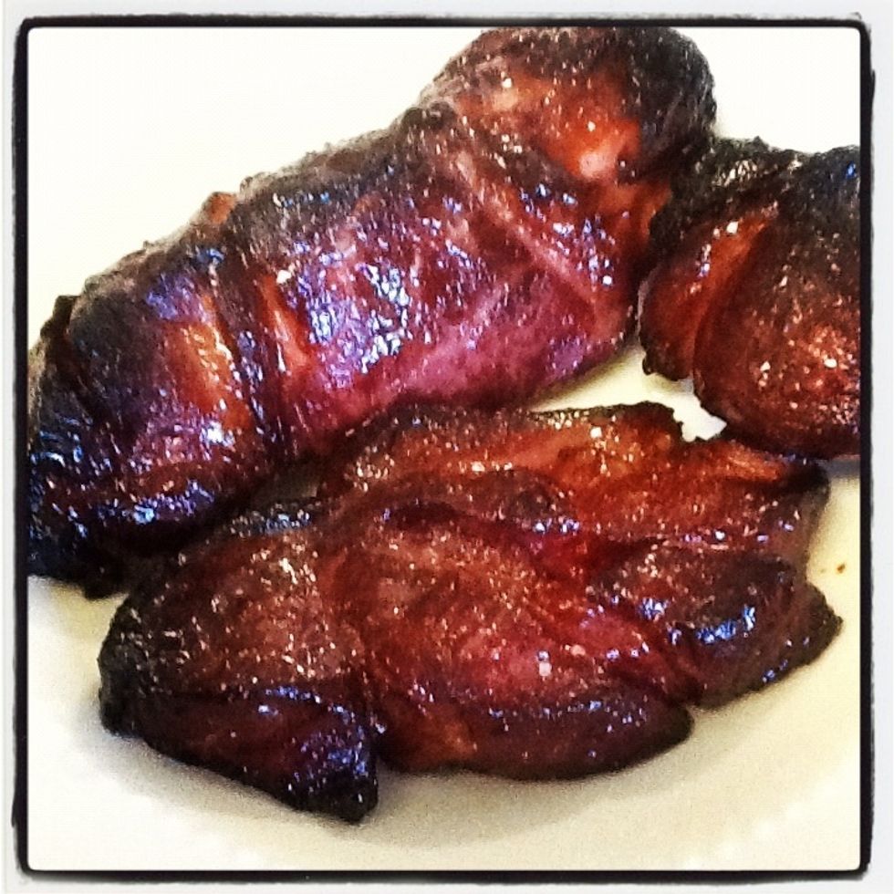 After baking the Char Siew will looks like this. Very chewy and sweet. It's meant to be a sweet flavor of pork.