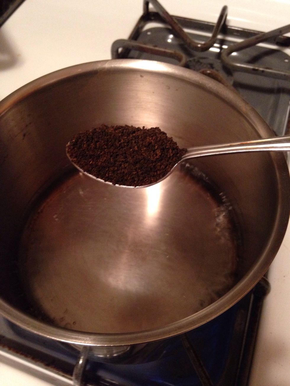 After it starts boiling add Lipton tea. I added 2 teaspoon. (Depends on how dark you want it)