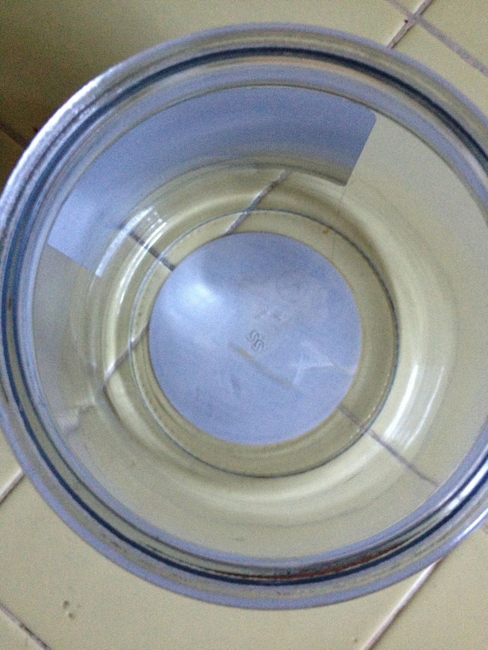 after One wipe the jar looked this clean. granted, there was strategic wipe folding going down.