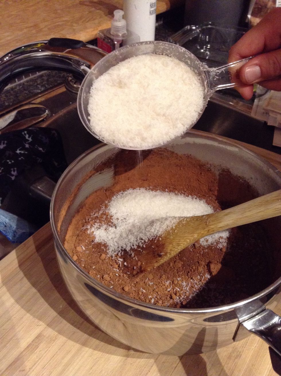 After pour your 1 cup of cocoanut into the pot.