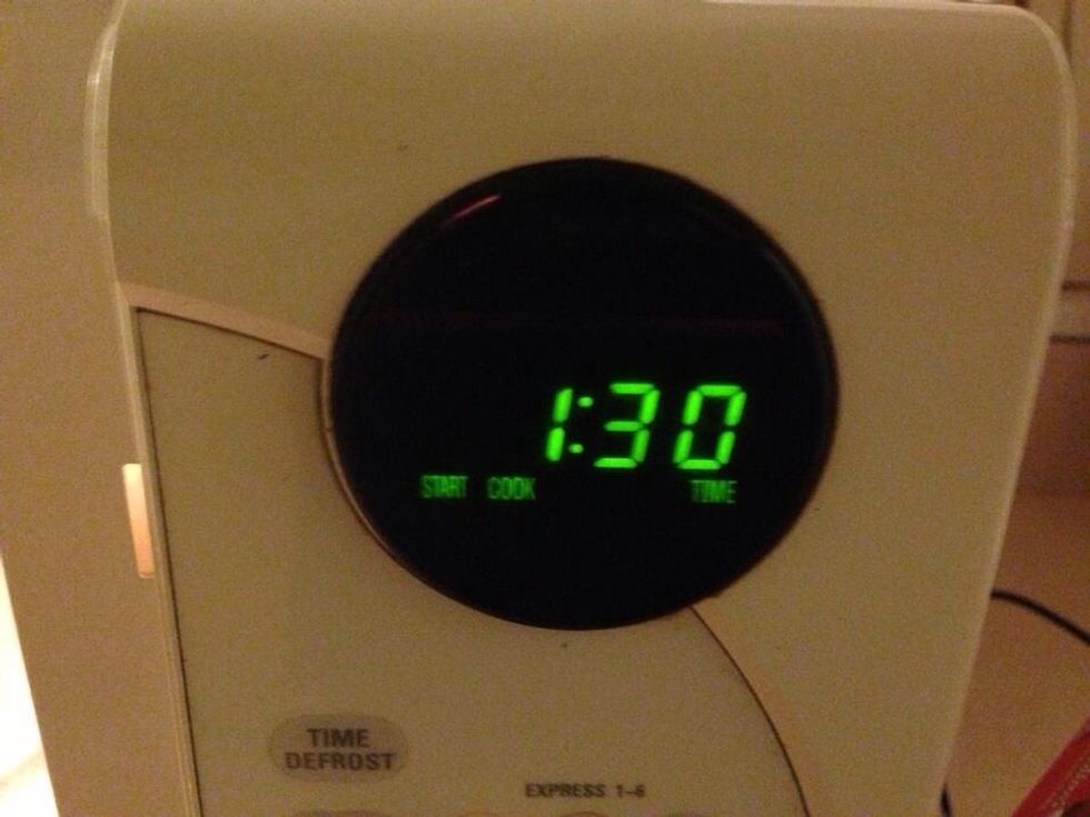 After scooping out the ice cream into the mug, place the cup in the microwave for 1 minute and 30 seconds