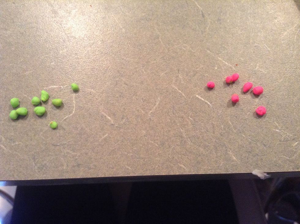 After that, make a few dots with the leftovers of your colors then...