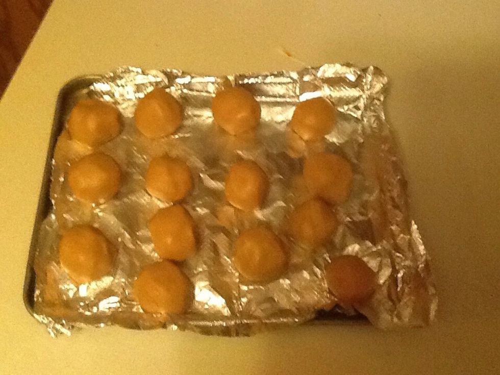 After that roll the dough into 1 inch balls ( if the dough is still not stiff, put it into the fridge for 5-10 minutes). Then put into a freezer for 5 to 10 minutes.