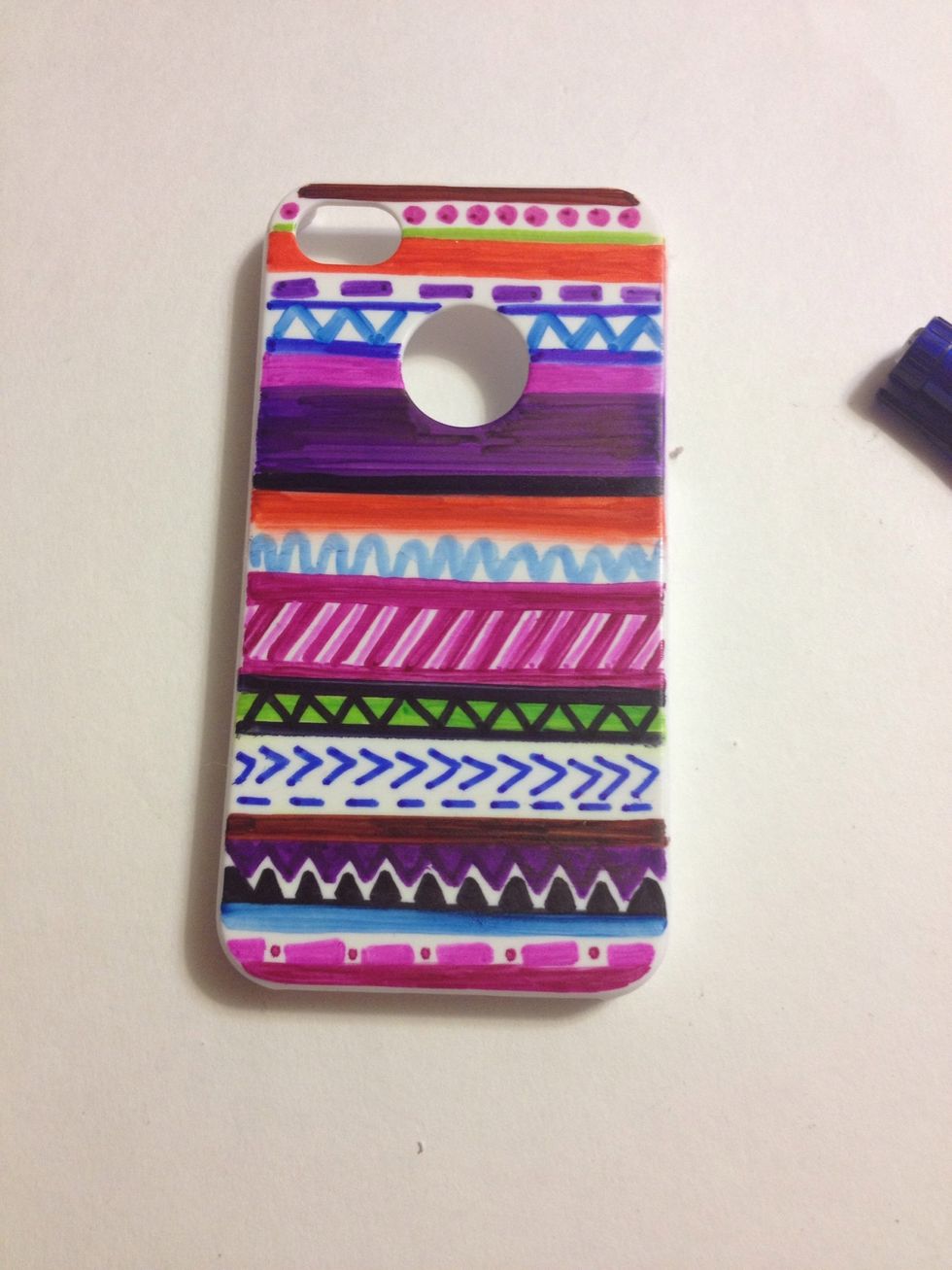 After the triangle designs I added a blue solid line below. After, I made pink dashes. In between those dashes I put small dots. Finally, for the last design it was just a thin line.