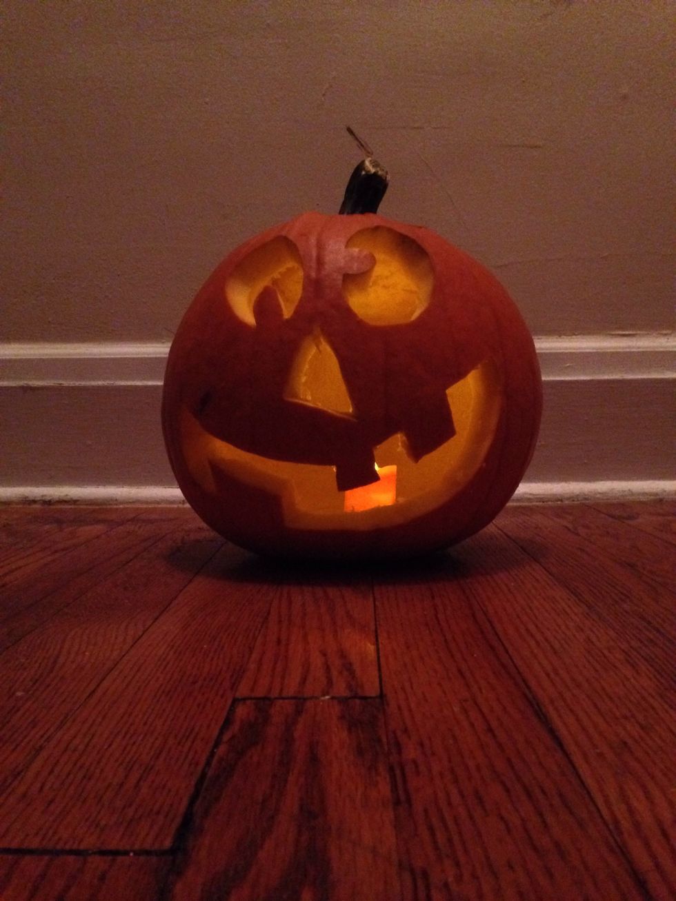 After trimming the lines and sculpting the eyes, nose and mouth you will now have your Jack O'Lantern.