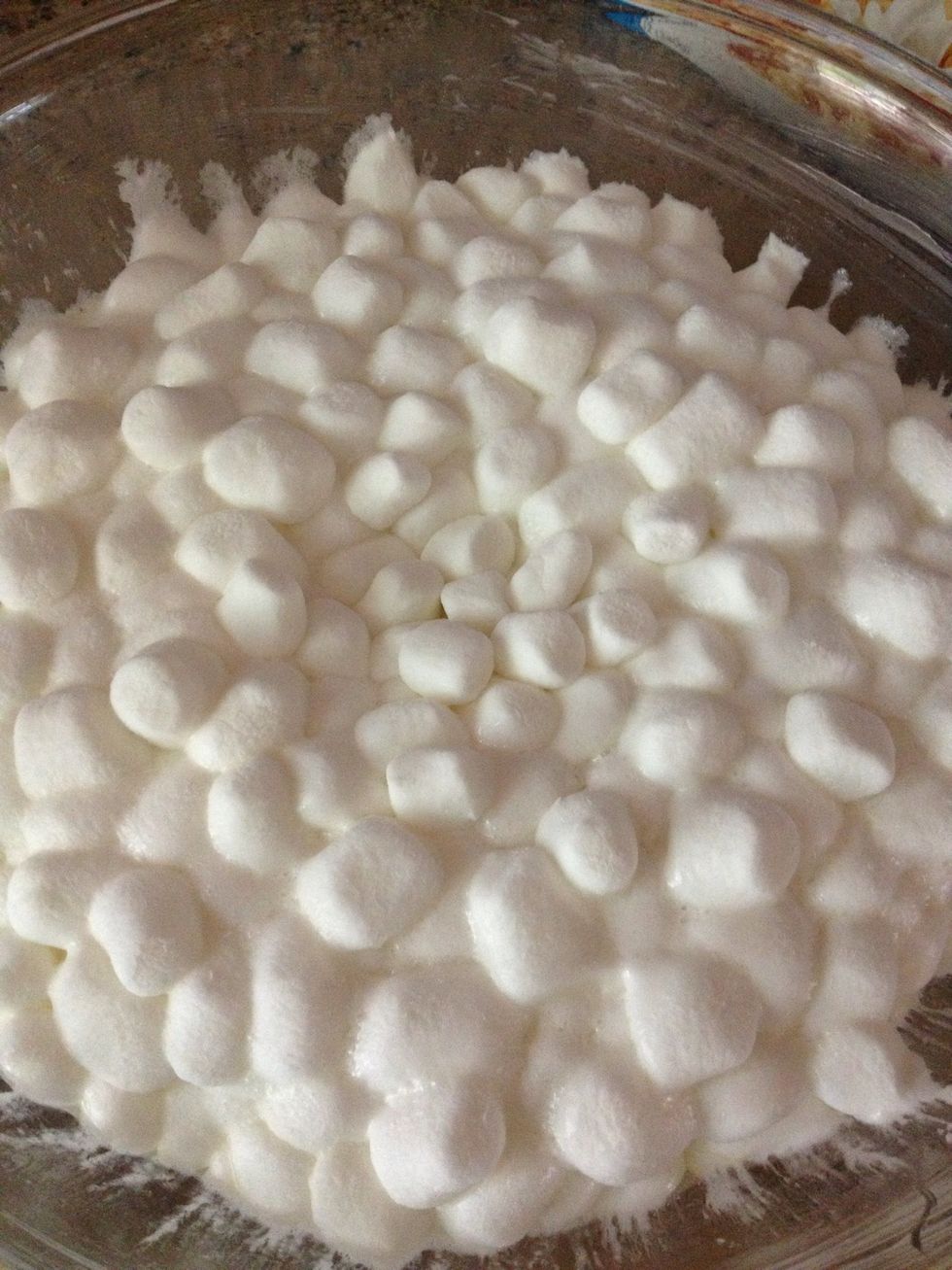 After two minutes, the marshmallows should look like this.