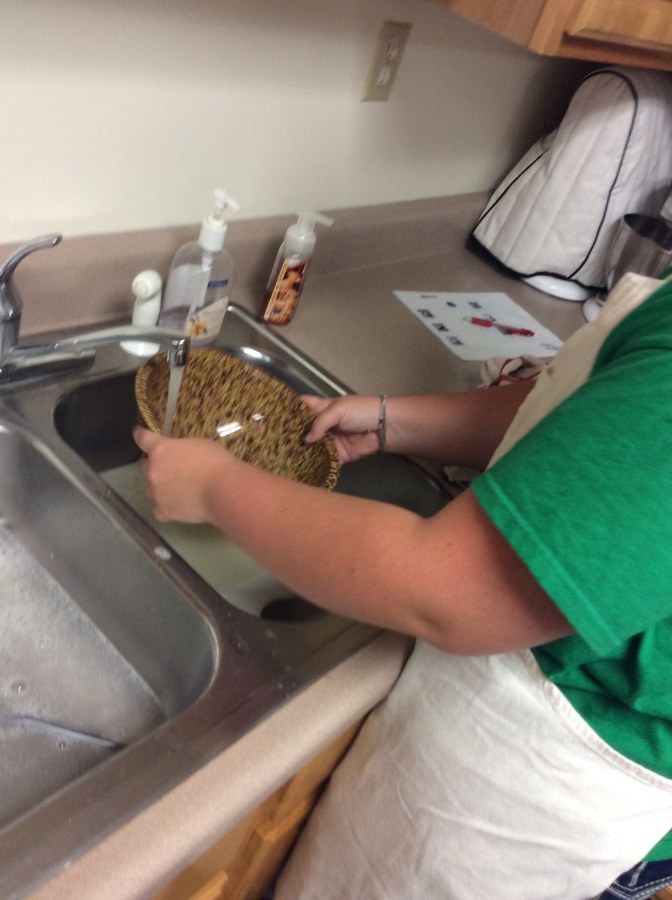 After you cut up your food, you should wash your dishes.
