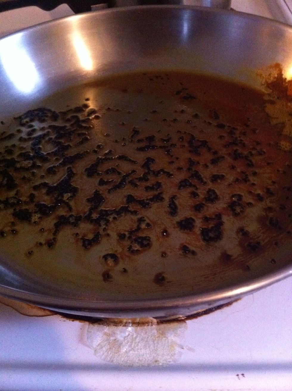 After you toast the seeds, spill a little oil into the pan. That shit will heat up RIIIIIIGHT quick. Pour in the nigella seeds and fry, a minute or so in, add turmeric and toss them around the pan.