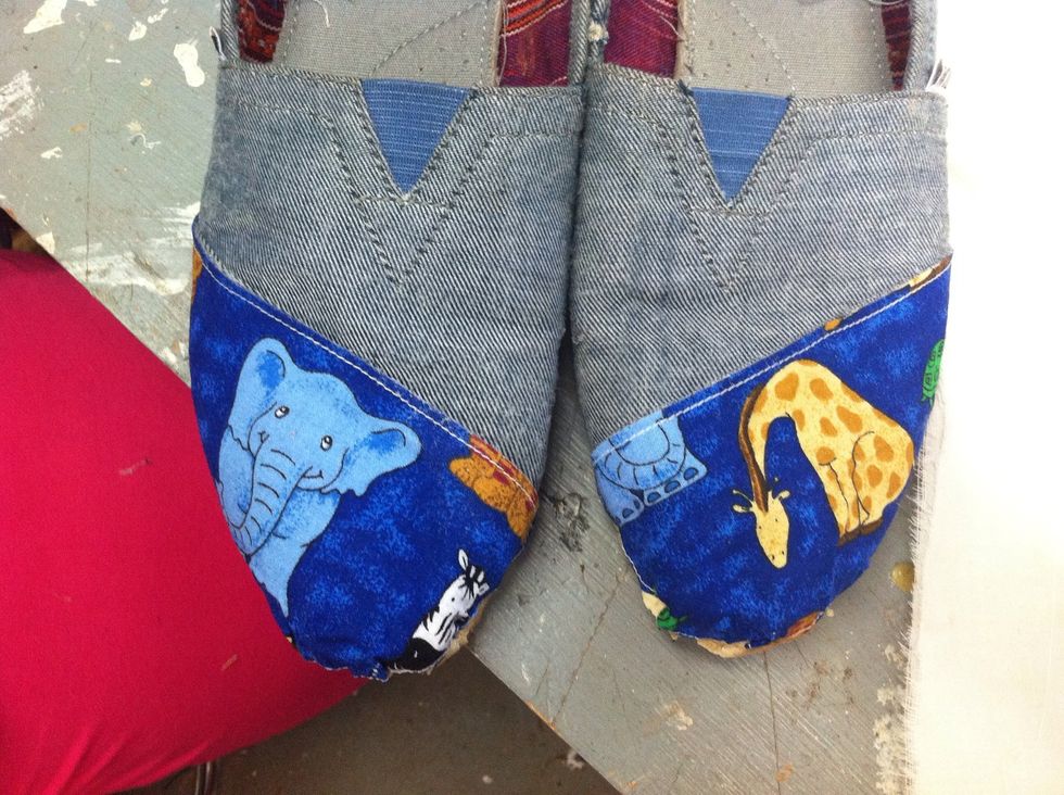 After you've finished the top, you can go to the back of the shoe.