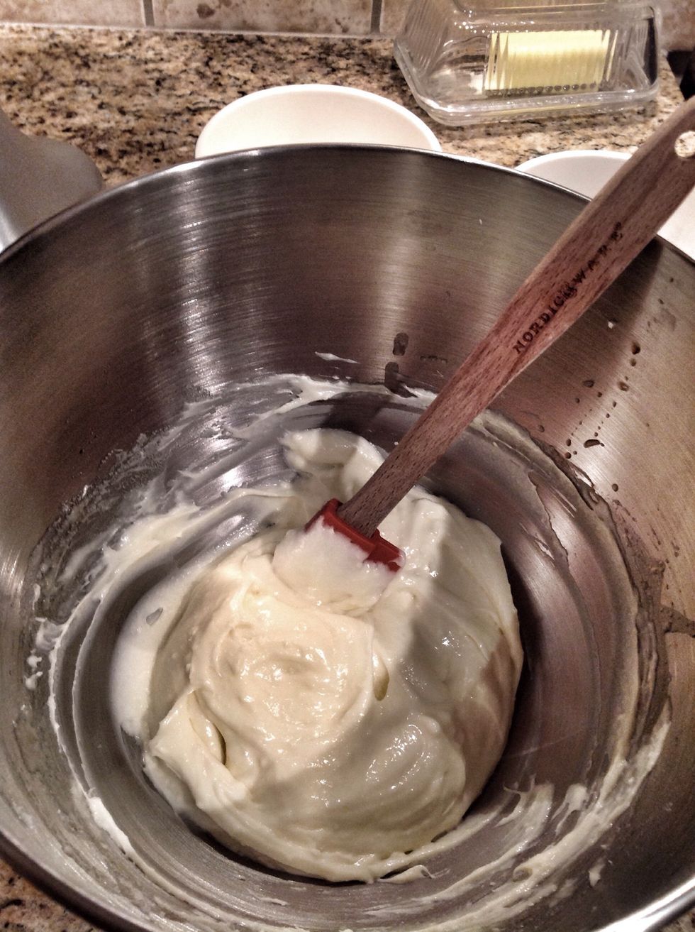 After you've mixed the cream cheese mixture it should be nice and creamy. Allow it to sit while you prep the pastry, so the vanilla can really infuse into it.