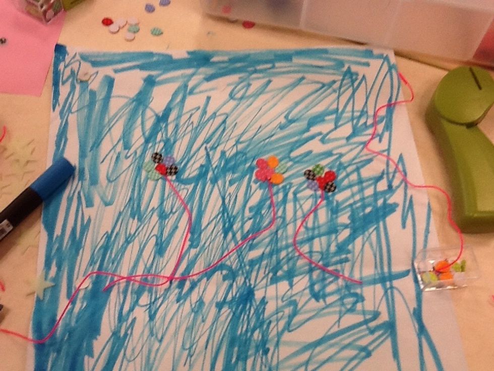 AfterStick the ballons overlapping the string