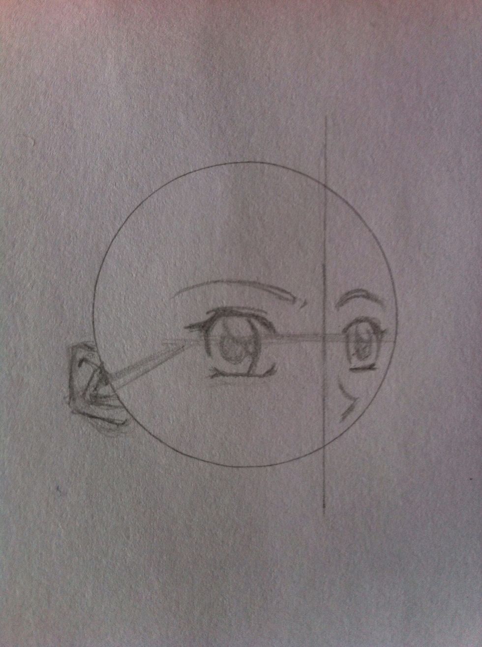 Again the ear is outside de circle and we use the glasses lines for the position of the eyes and ears.