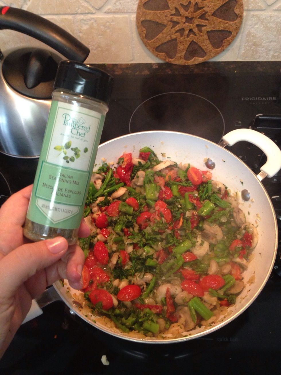 Ah, almost forgot ... 1 tsp Italian Seasoning ... Get it in there...