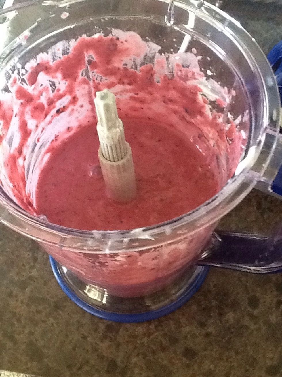 Ahhh done! This is what it should look like when you are done blending.