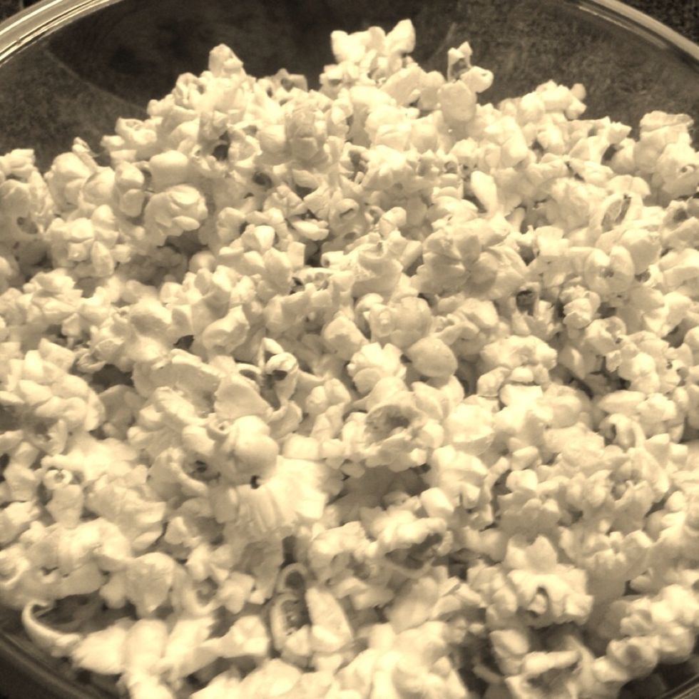 Air pop 8 cups of organic popcorn according to the popcorn and air popper instructions. Sit aside in a bowl.