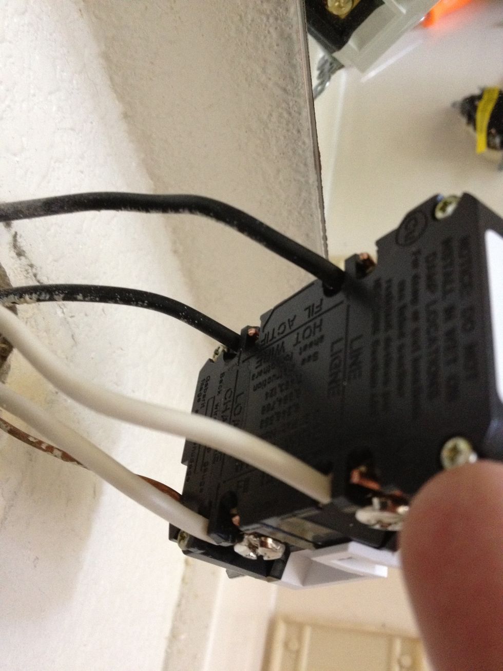 All 5 wires attached - well done!